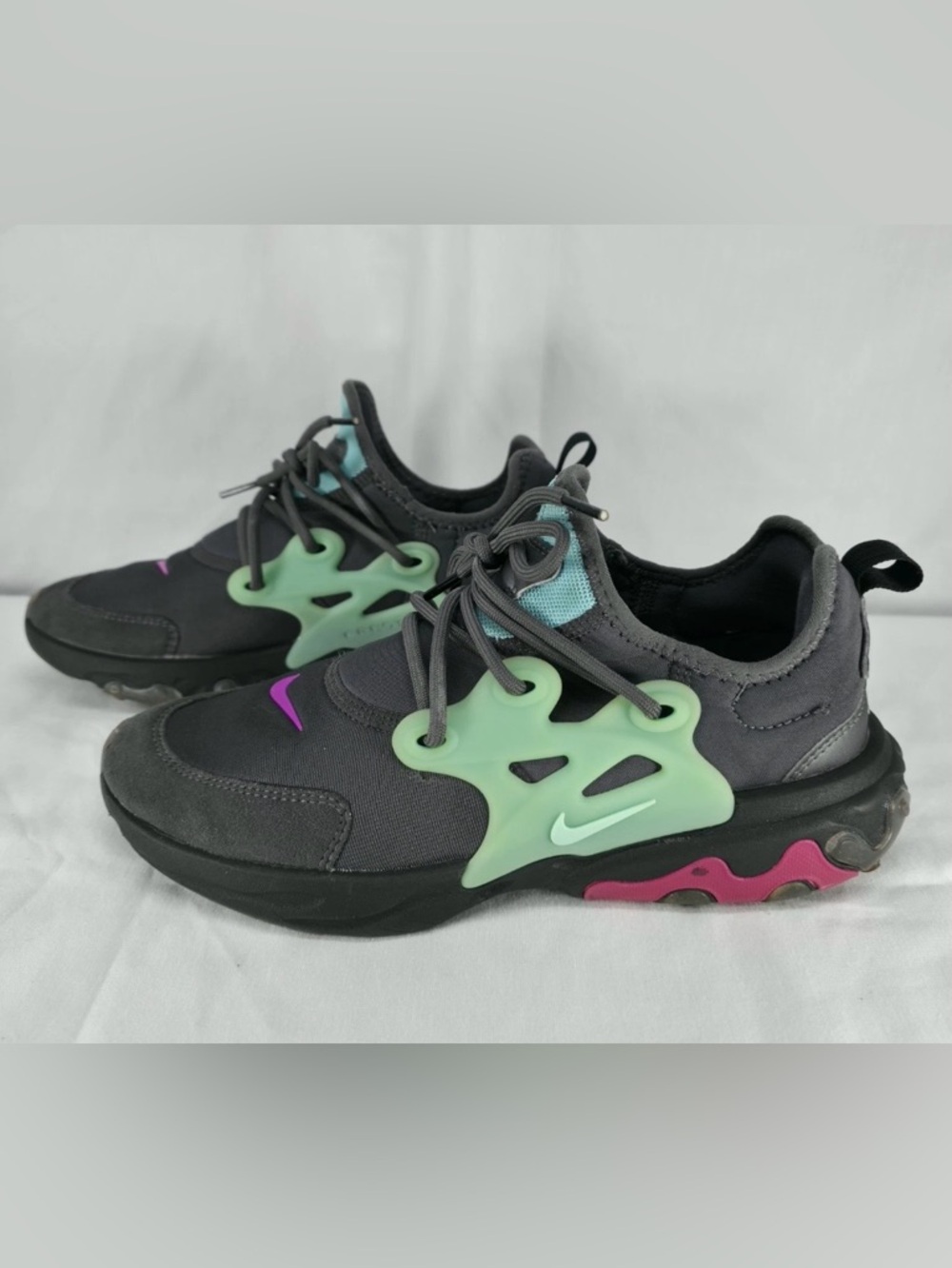 Nike React Presto Running Neon Techwear Thunder Gray Sneakers Shoes-Womens 6.5